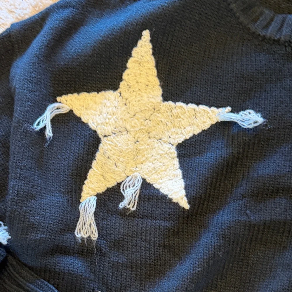 Fantastic Fawn Black and Cream Star Sweater NEW - Picture 5 of 7